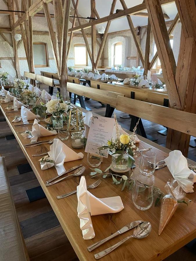 Landgasthaus Zur Linde Pleiskirchen ภายนอก รูปภาพ