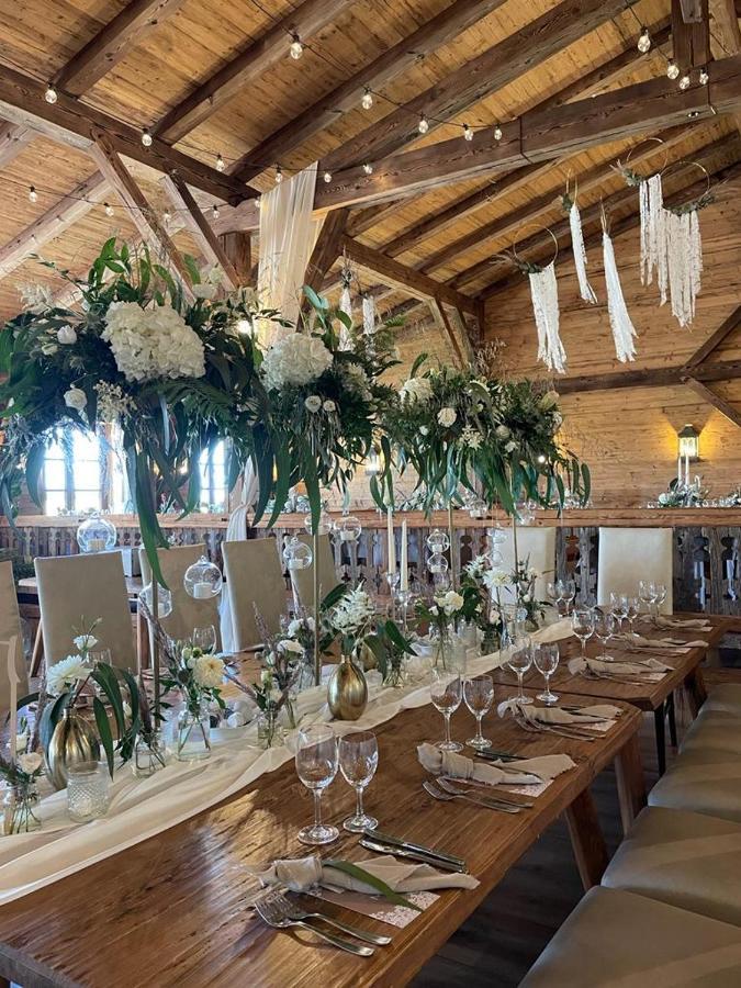 Landgasthaus Zur Linde Pleiskirchen ภายนอก รูปภาพ